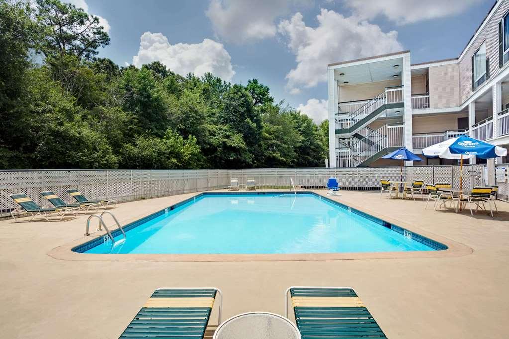 Baymont By Wyndham College Park Atlanta Airport South Hotel Bagian luar foto