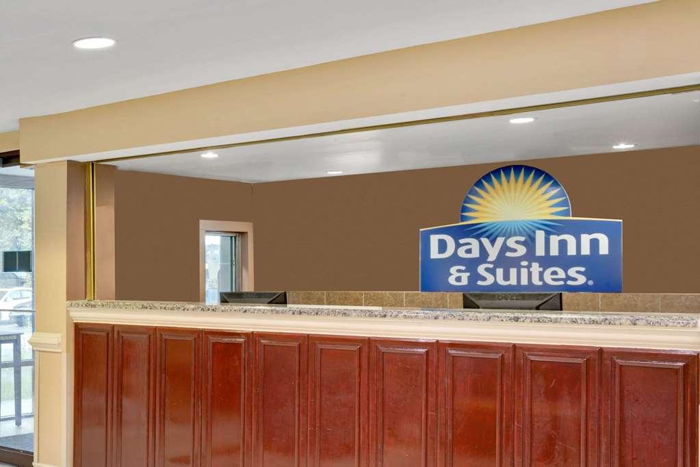 Baymont By Wyndham College Park Atlanta Airport South Hotel Bagian luar foto