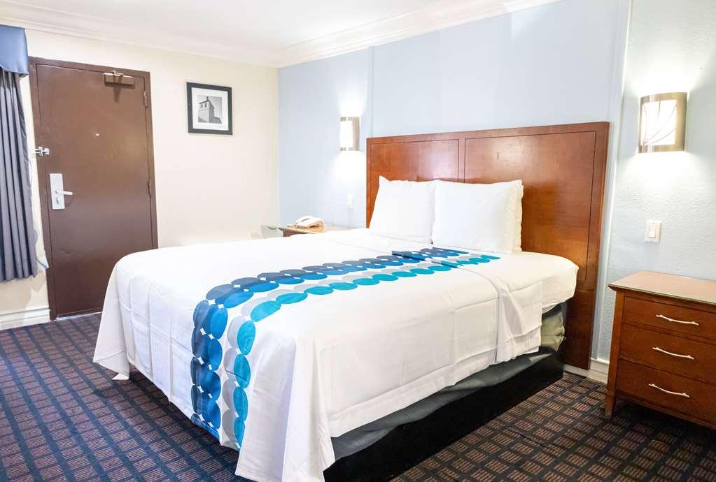 Baymont By Wyndham College Park Atlanta Airport South Hotel Ruang foto