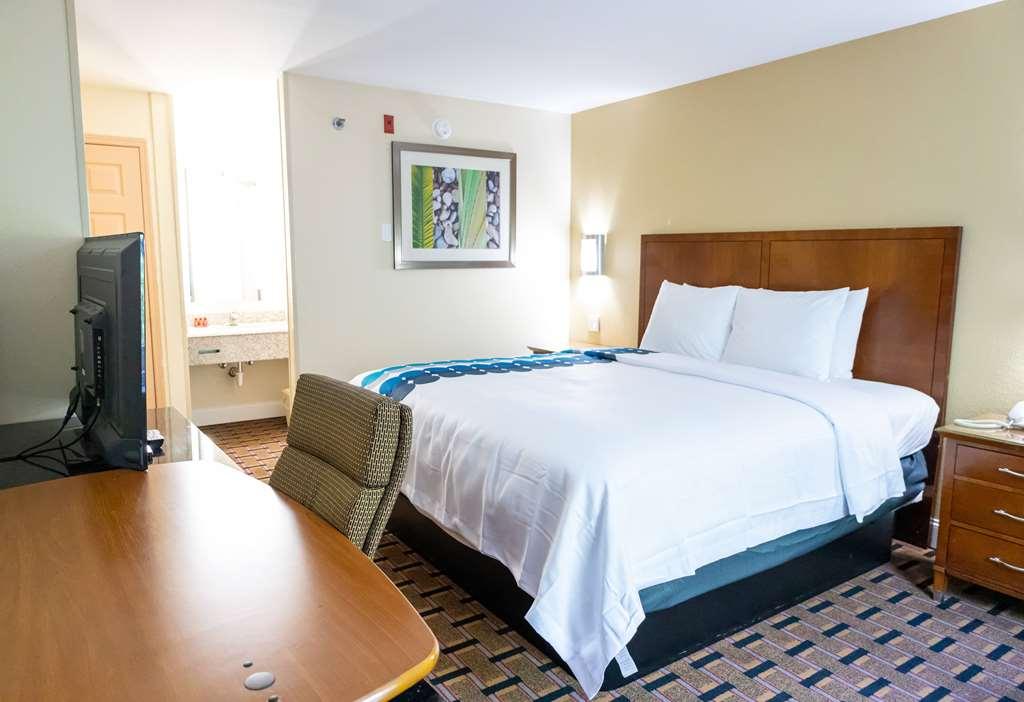 Baymont By Wyndham College Park Atlanta Airport South Hotel Ruang foto