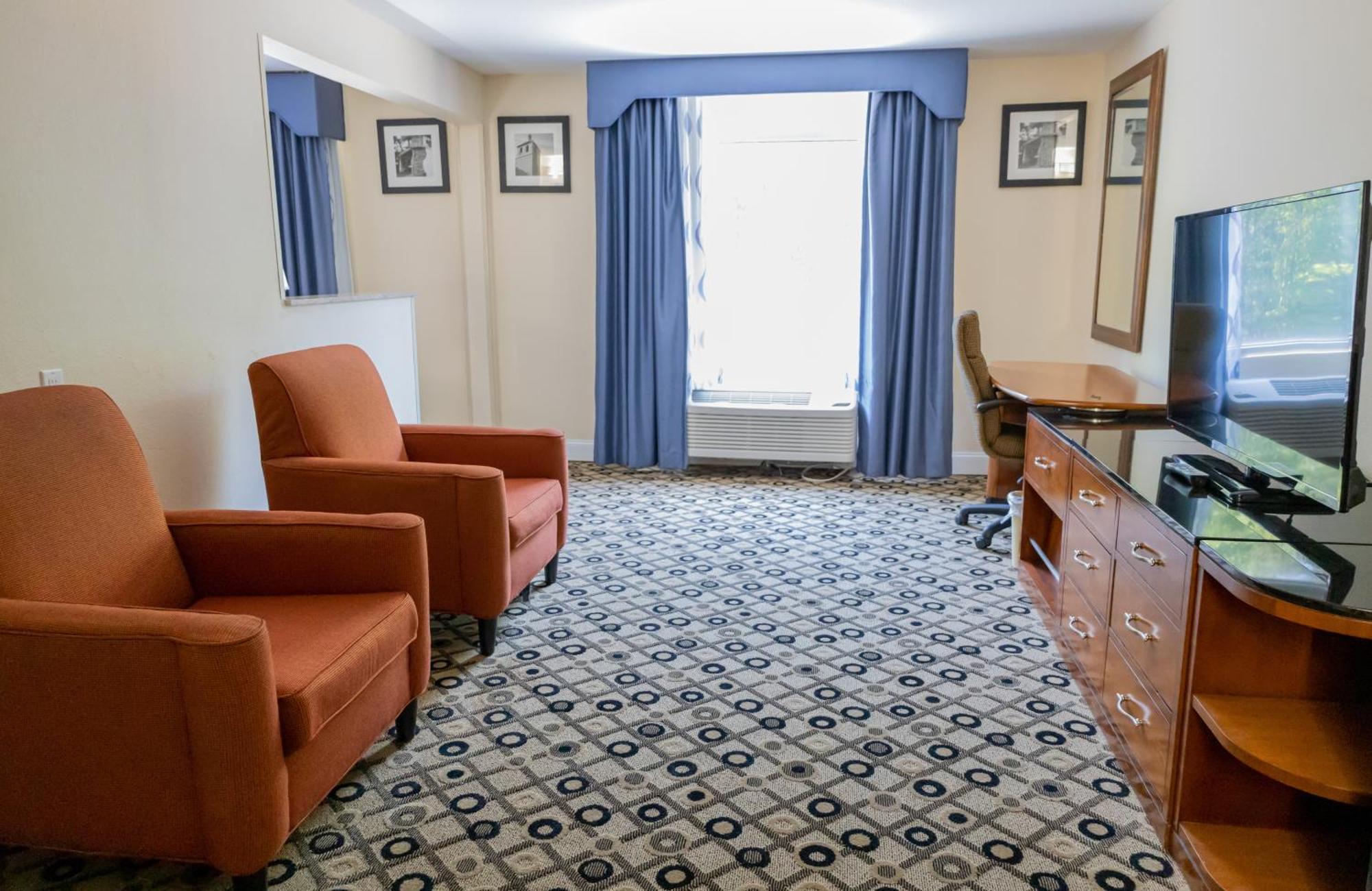 Baymont By Wyndham College Park Atlanta Airport South Hotel Bagian luar foto